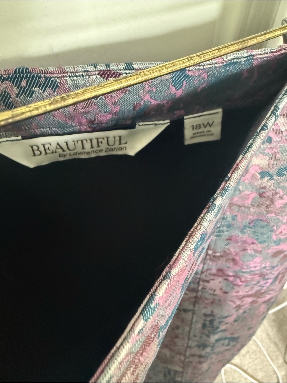 Metallic Pink Patterned Pencil Skirt - Picture 4 of 6